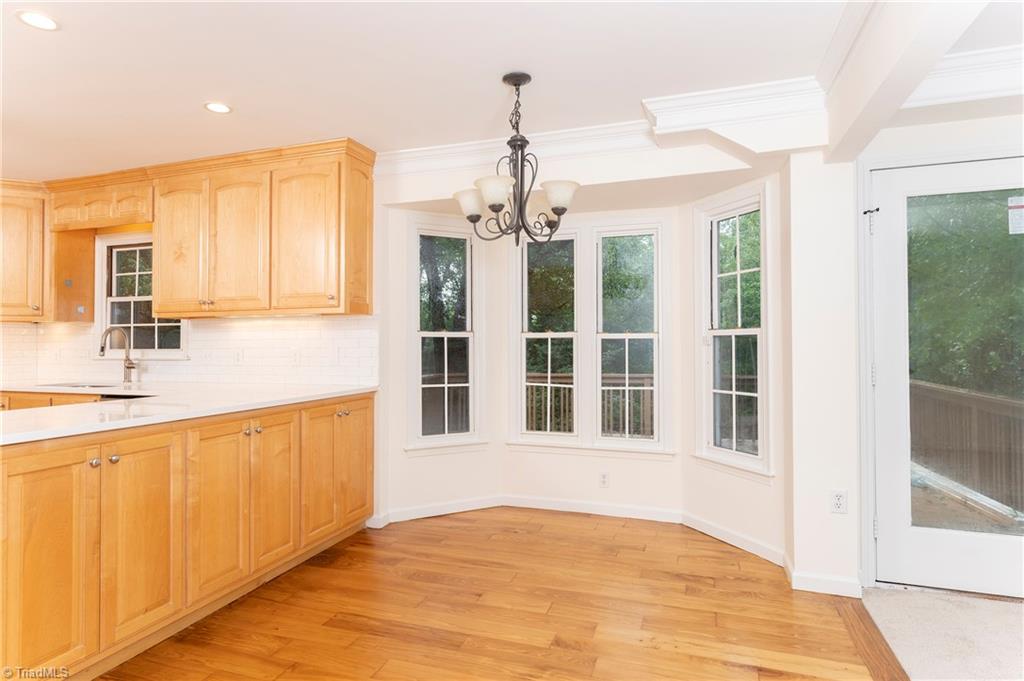 7708 Holly Field Road Clemmons, NC 27012 - Photo 12 of 50 Breakfast Nook