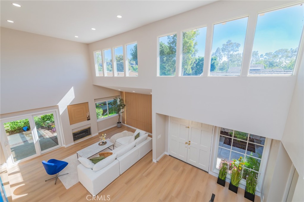 15 Rippling Streme Irvine, CA 92603 - Photo 3 of 50