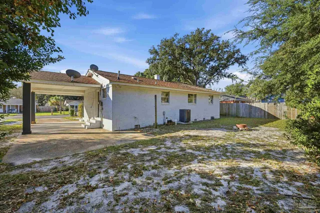 $279,000 | 3254 West Avenue, Gulf Breeze, FL 32563