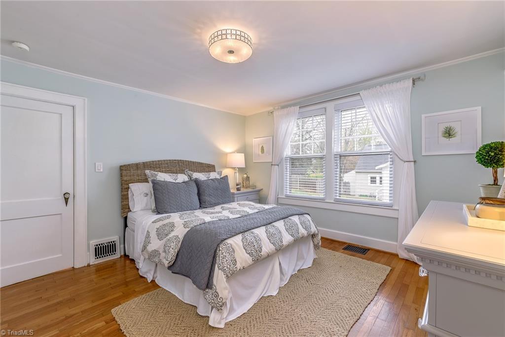 1201 South Hawthorne Road Winston-Salem, NC 27103 - Photo 12 of 18