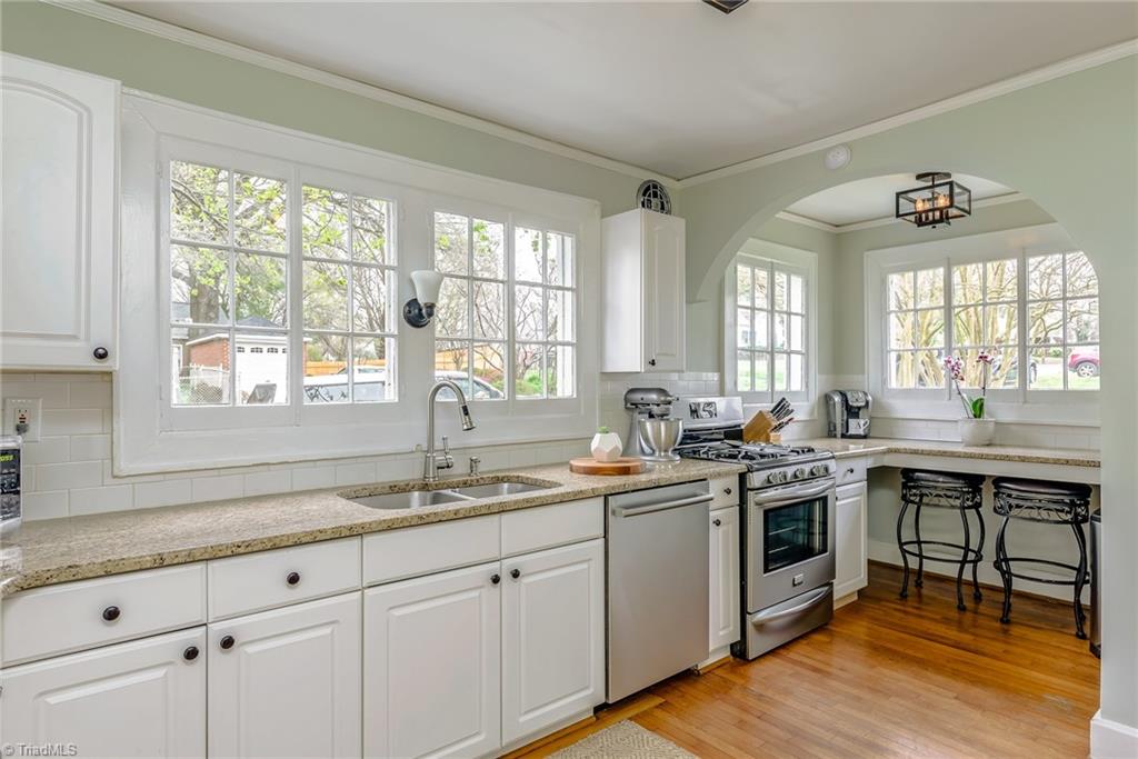 1201 South Hawthorne Road Winston-Salem, NC 27103 - Photo 4 of 18