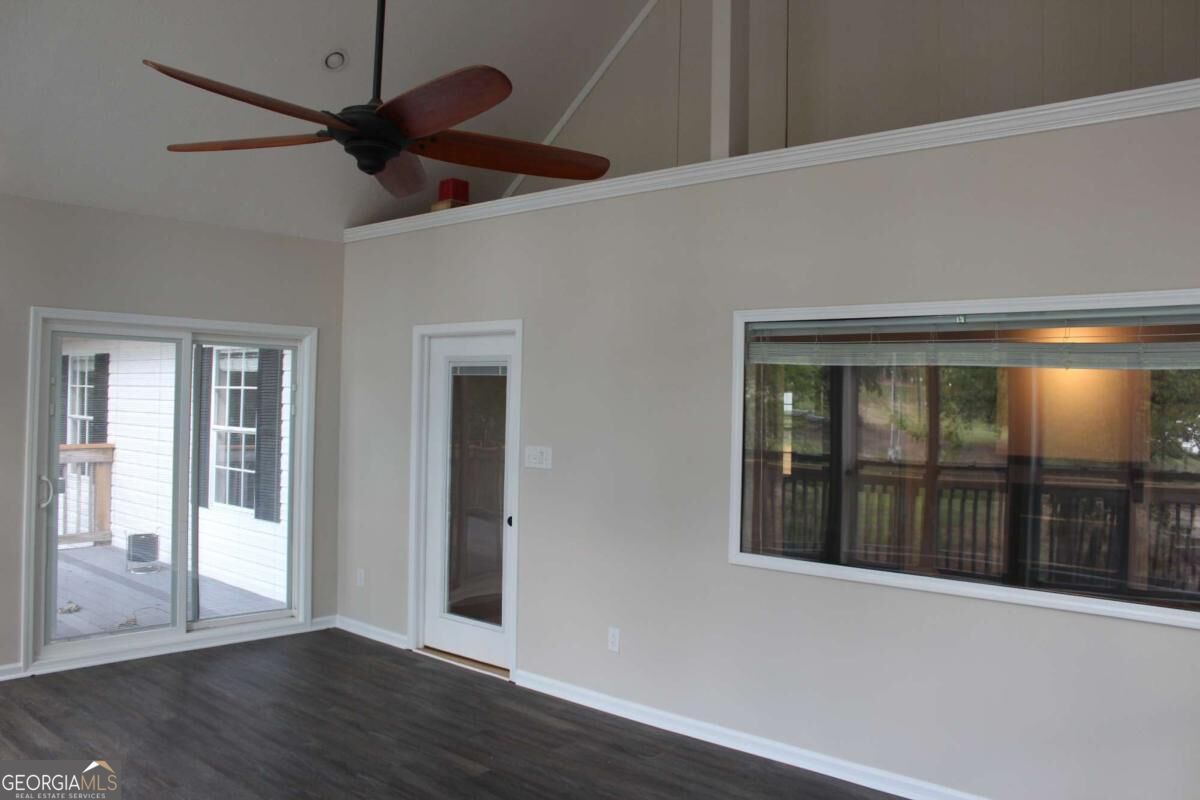 190 Roberts Point Road Jackson, GA 30233 - Photo 14 of 29 Gallery Image 14