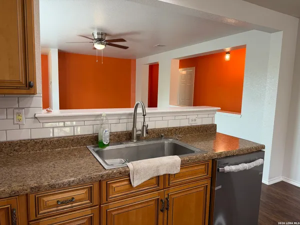 $1,850 | 11102 Anarbor Field, San Antonio, TX 78254