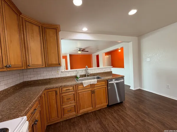 $1,850 | 11102 Anarbor Field, San Antonio, TX 78254