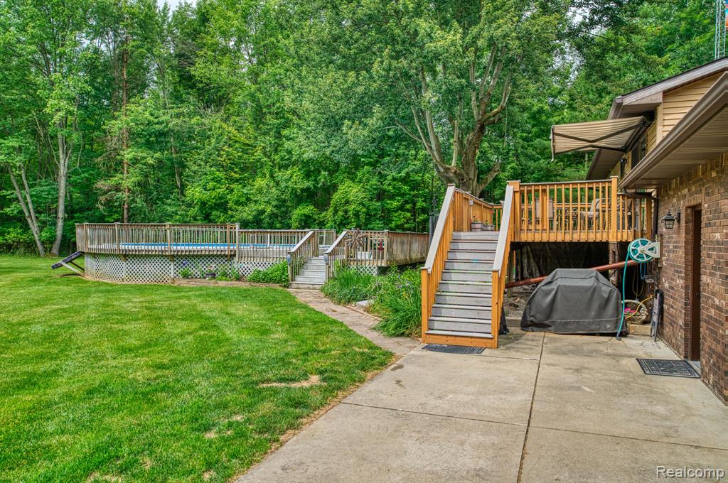 7361 West Allen Road Fowlerville, MI 48836 - Photo 40 of 44