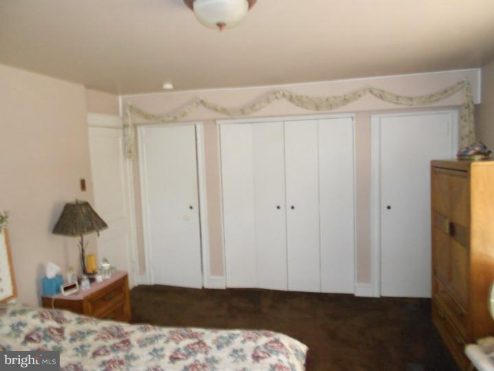 1263 Folly Road Warrington, PA 18976 - Photo 11 of 22 Bedroom - Main