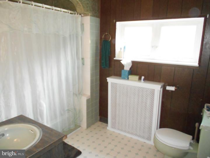 1263 Folly Road Warrington, PA 18976 - Photo 12 of 22 Bathroom