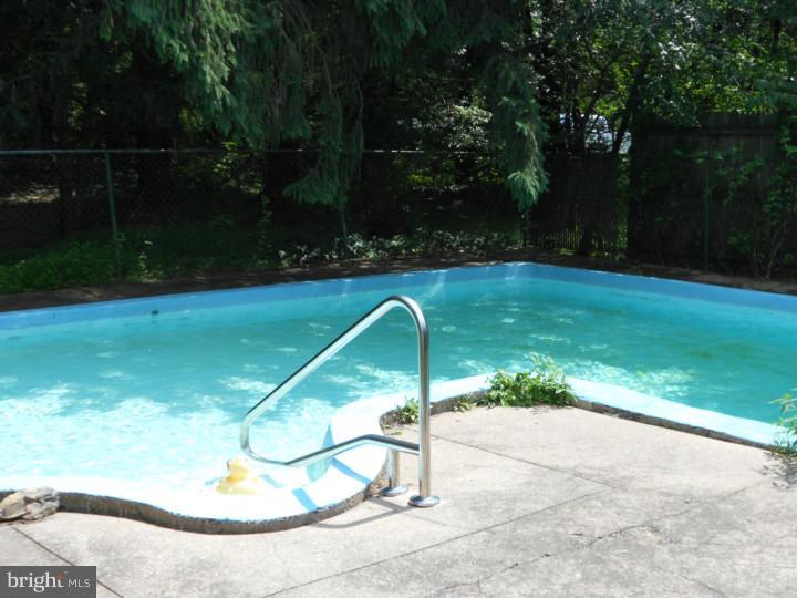 1263 Folly Road Warrington, PA 18976 - Photo 18 of 22 Pool