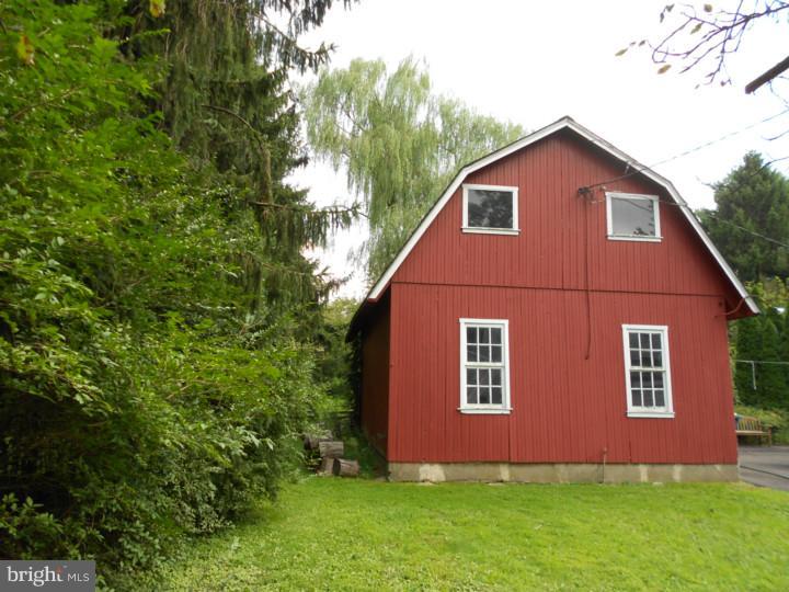 1263 Folly Road Warrington, PA 18976 - Photo 22 of 22 Barn