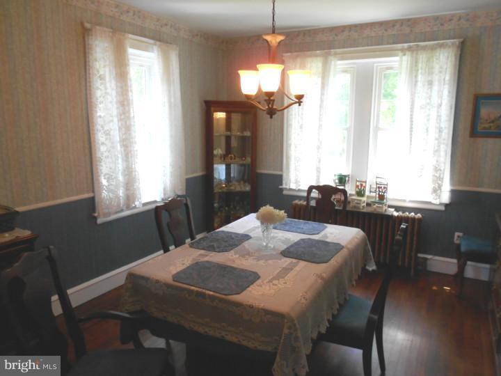 1263 Folly Road Warrington, PA 18976 - Photo 5 of 22 Dining Room