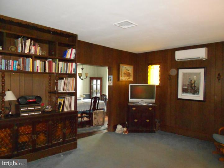 1263 Folly Road Warrington, PA 18976 - Photo 6 of 22 Great Room