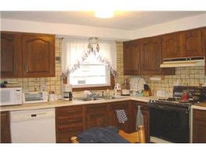 186 Searles Road Nashua, NH 03062 - Photo 4 of 9