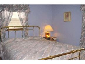 186 Searles Road Nashua, NH 03062 - Photo 5 of 9