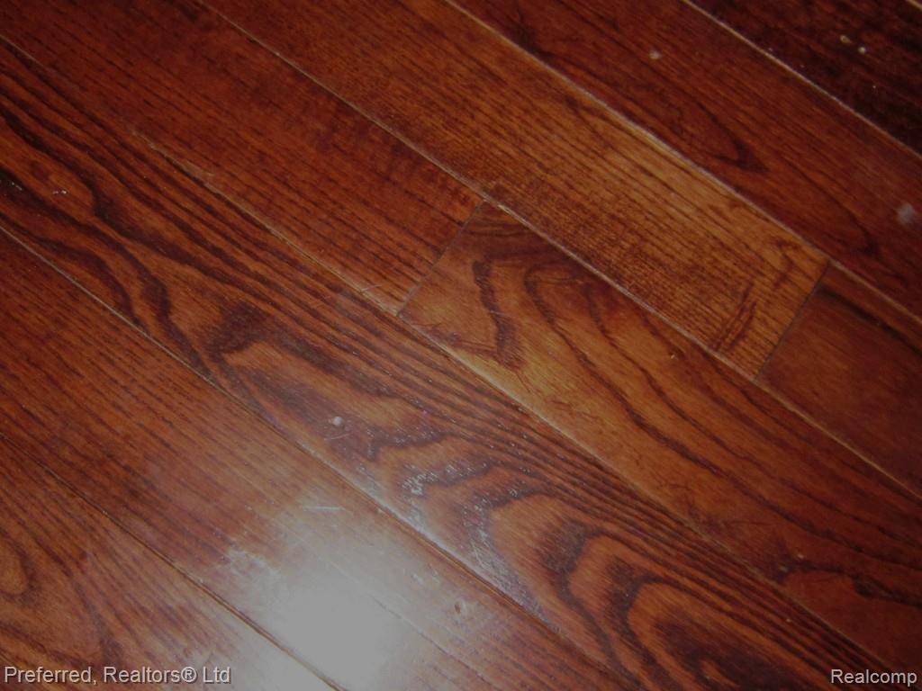 49830 Potomac Road, Unit 82 Canton, MI 48188 - Photo 11 of 29 Potomac Hardwood Floors.jpg