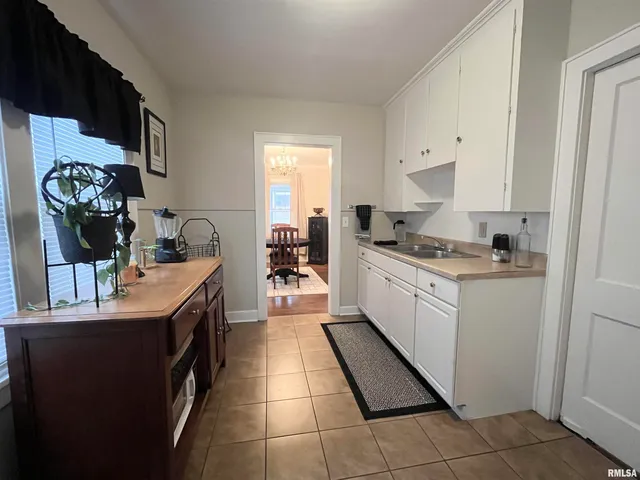 $65,000 | 822 East Gift Avenue, Peoria, IL 61603