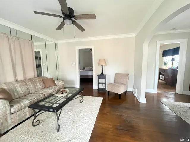 $65,000 | 822 East Gift Avenue, Peoria, IL 61603