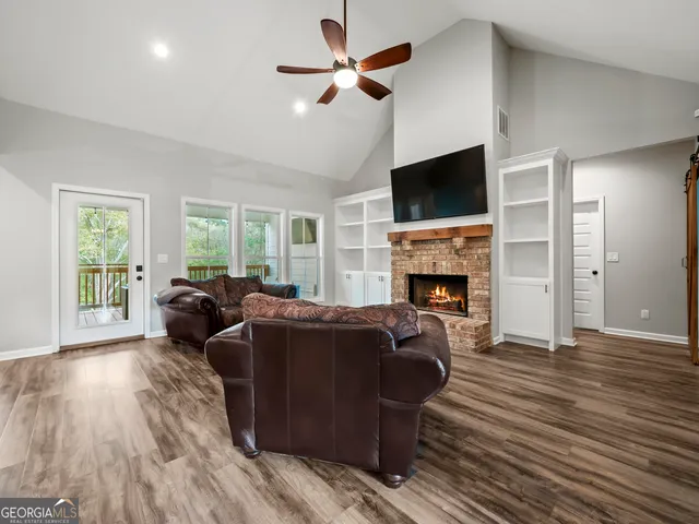 $899,000 | 259 Cochran Road, Talmo, GA 30575