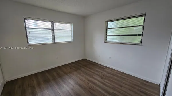 $2,000 | 13950 Northeast 4th Avenue, Unit AA, Miami, FL 33161
