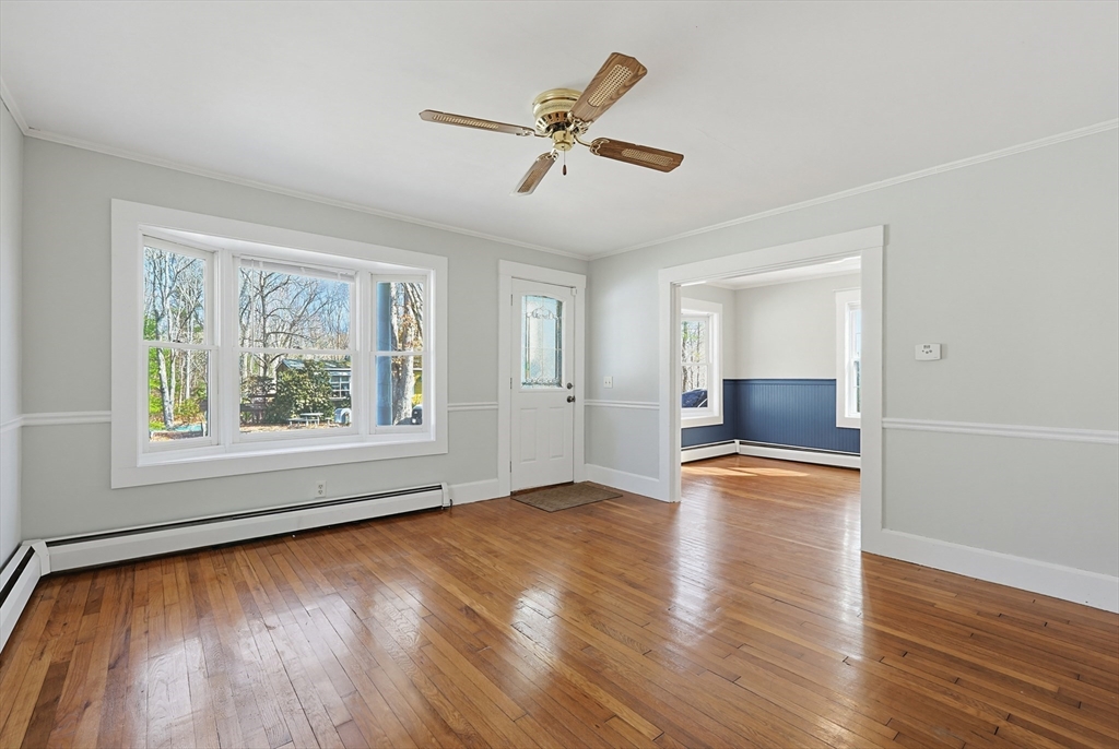 415 Pond Street Uxbridge, MA 01569 - Photo 12 of 33