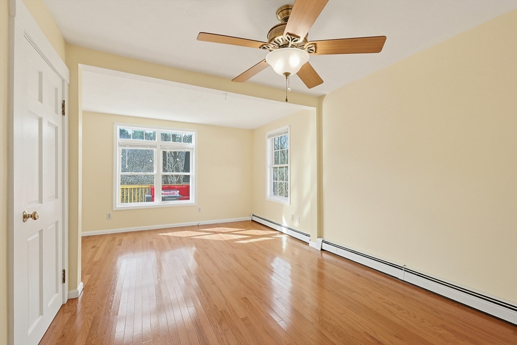 415 Pond Street Uxbridge, MA 01569 - Photo 14 of 33