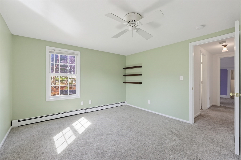 415 Pond Street Uxbridge, MA 01569 - Photo 18 of 33