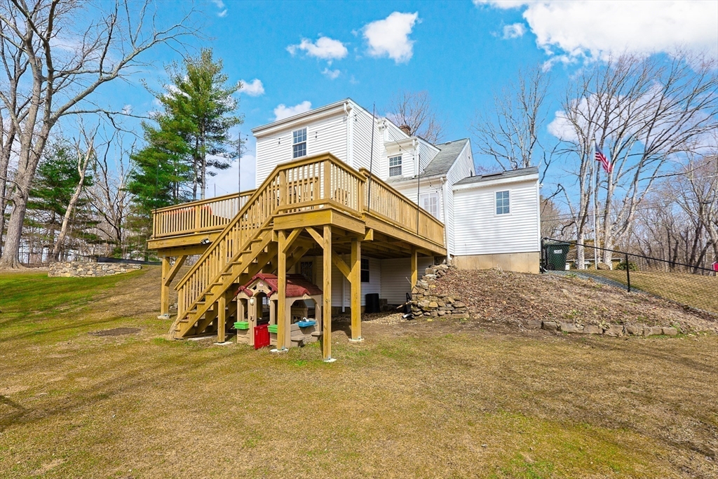 415 Pond Street Uxbridge, MA 01569 - Photo 26 of 33