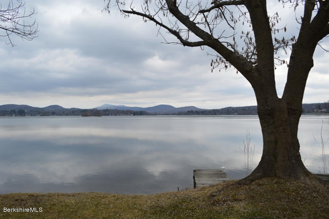 10 Waubeek Road Pittsfield, MA 01201 - Photo 2 of 22 Lake View
