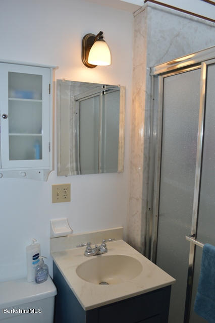10 Waubeek Road Pittsfield, MA 01201 - Photo 19 of 22 Master Bath