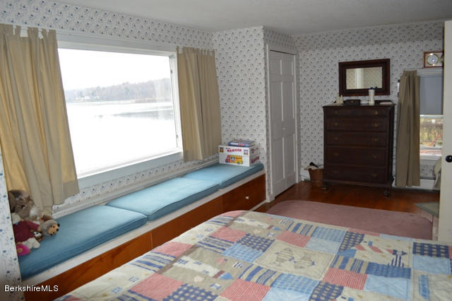 10 Waubeek Road Pittsfield, MA 01201 - Photo 20 of 22 Master Bedroom