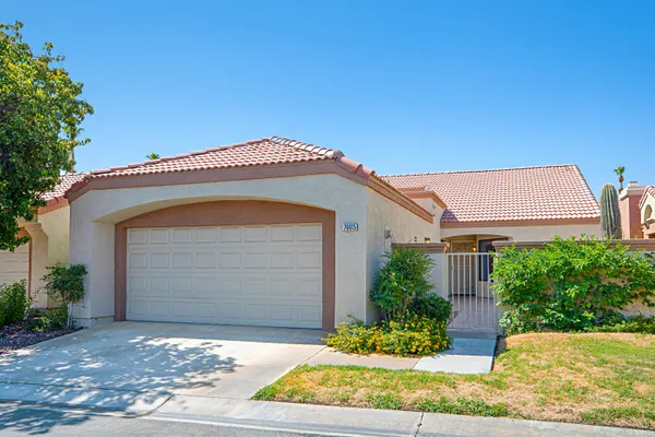 $2,600 | 76915 Scimitar Way, Palm Desert, CA 92211