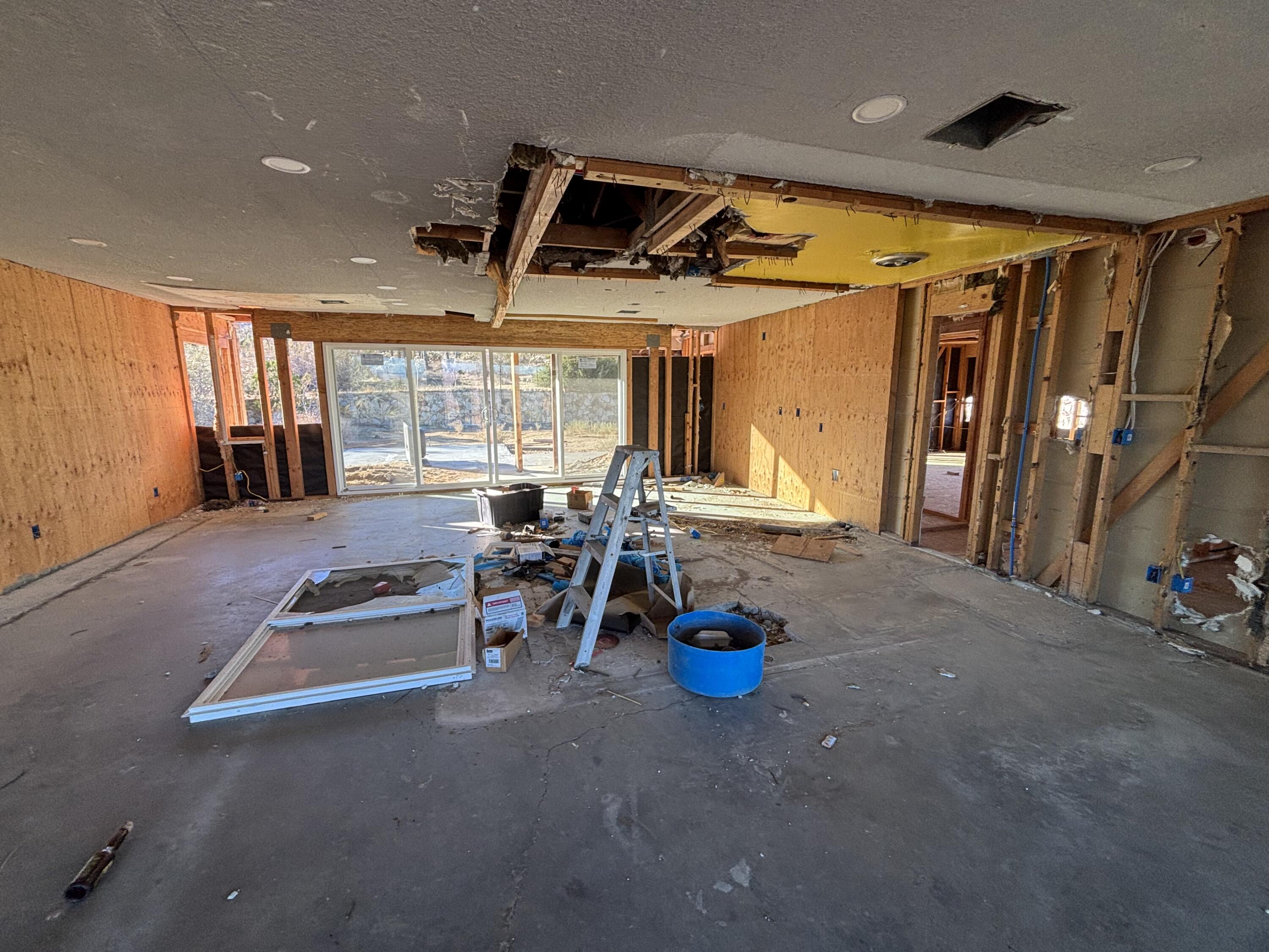 60959 Prescott Trail Joshua Tree, CA 92252 - Photo 6 of 30 a view of a room with gym equipment and a large window
