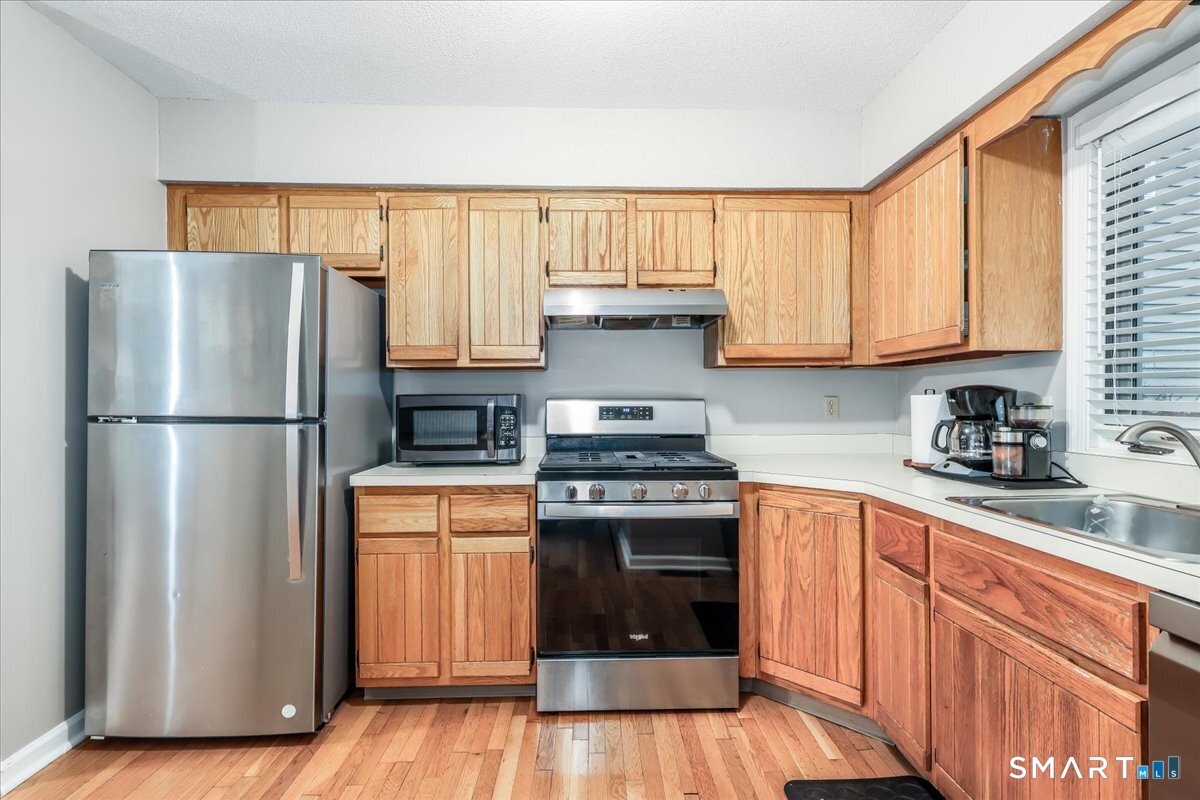 81 Quarry Village Road, Unit 81 Cheshire, CT 06410 - Photo 8 of 30