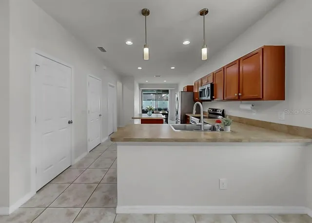 $349,999 | 5926 Sweet Birch Drive, Riverview, FL 33578