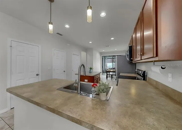 $349,999 | 5926 Sweet Birch Drive, Riverview, FL 33578