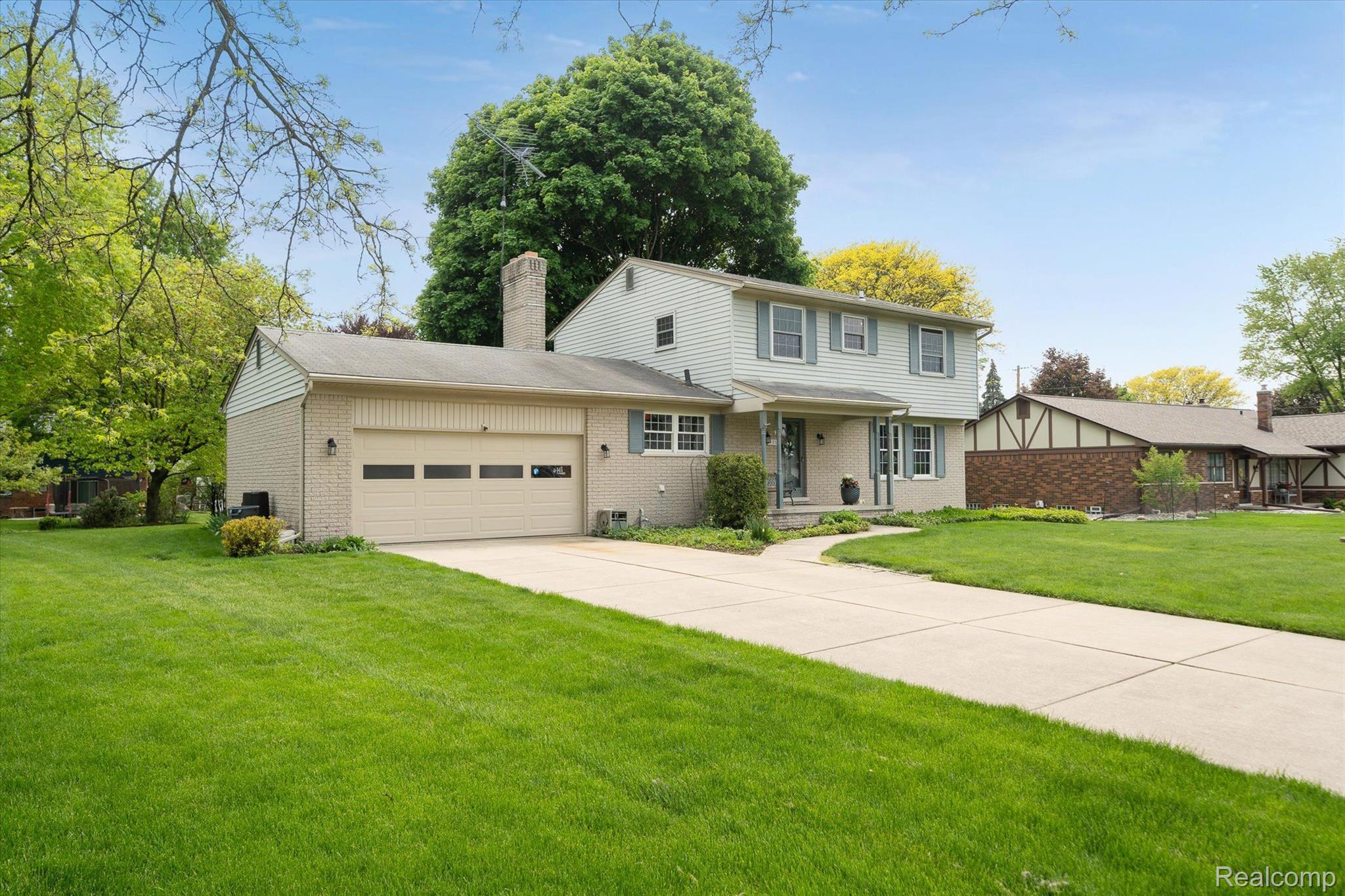 2165 Chalet Drive Rochester, MI 48309 - Photo 2 of 41 Gallery Image 2
