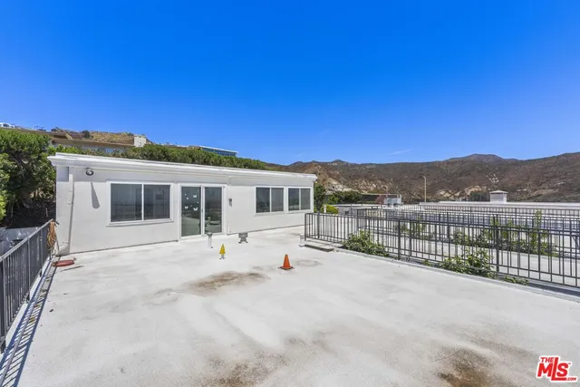 a view of a house with outdoor space