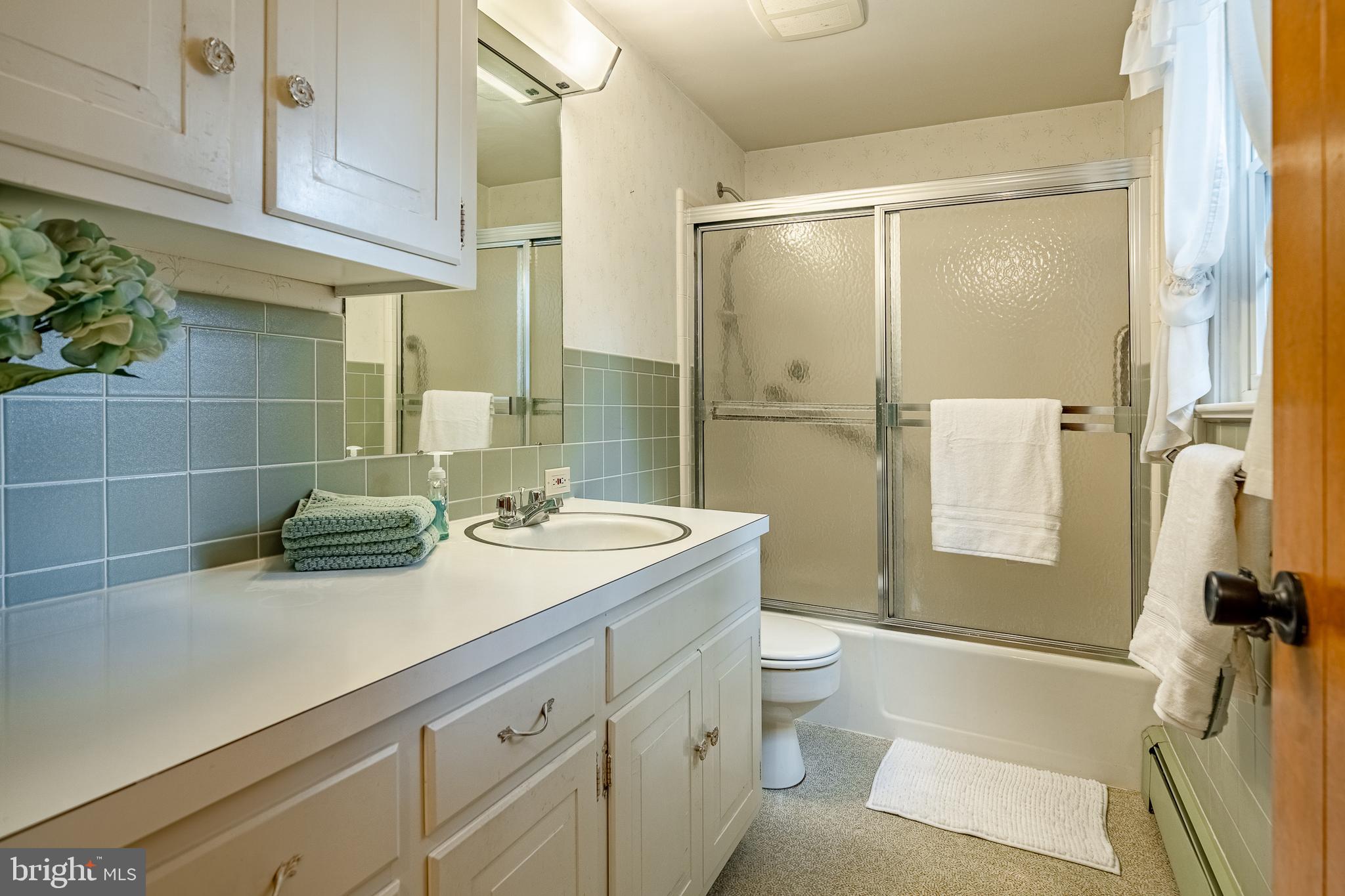 581 Mock Road Pottstown, PA 19464 - Photo 24 of 34 Hall Bath