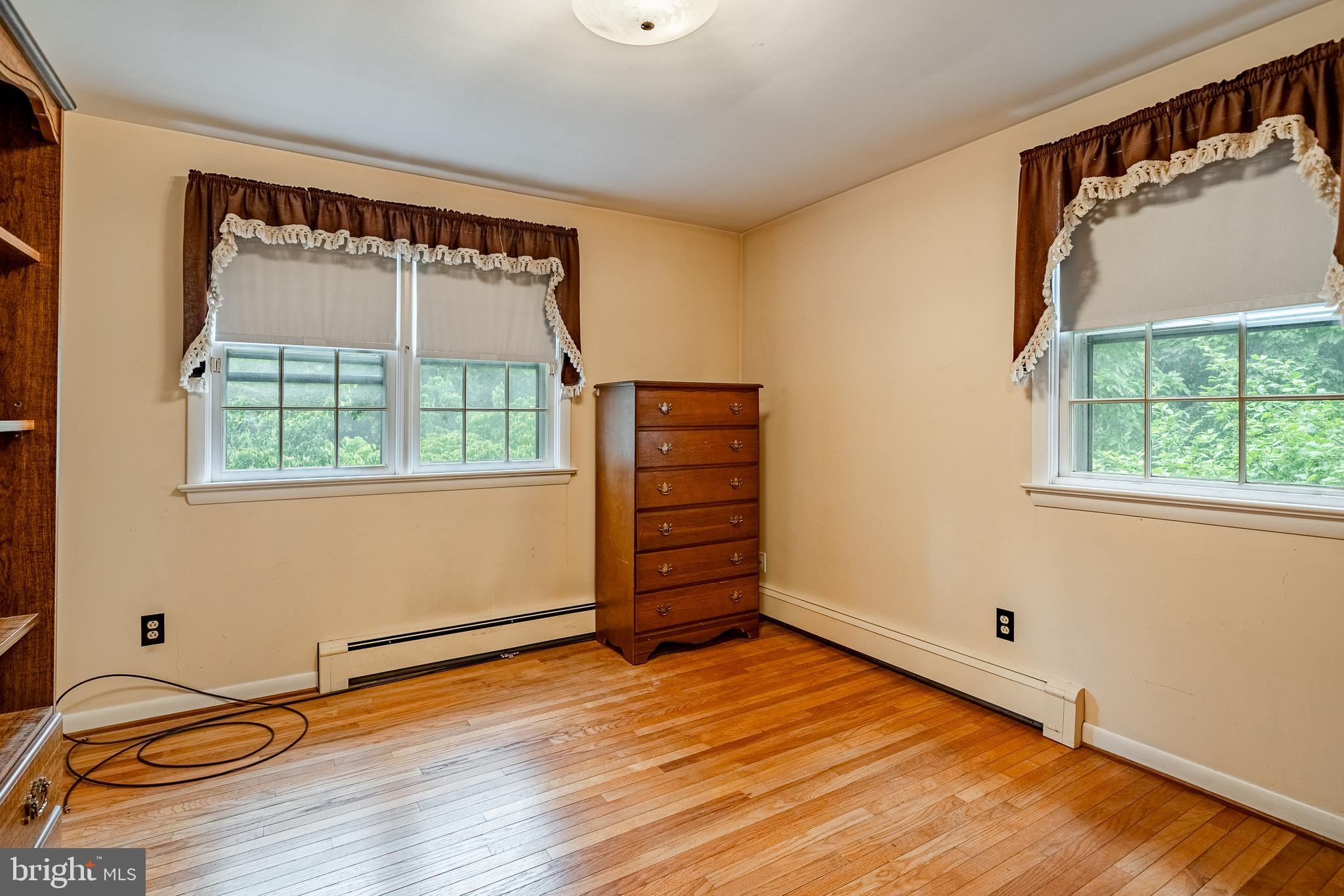 581 Mock Road Pottstown, PA 19464 - Photo 25 of 34 Bedroom 3