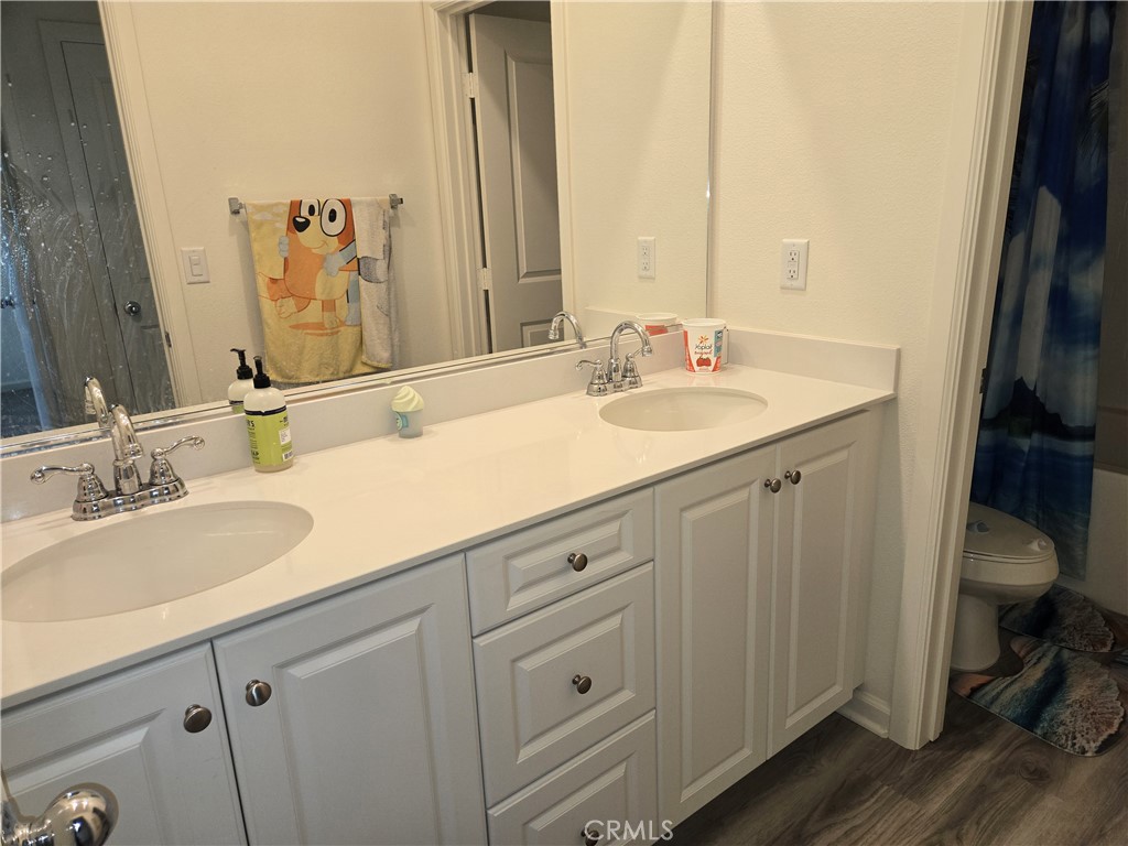 10281 Trickle Lane Riverside, CA 92503 - Photo 15 of 17