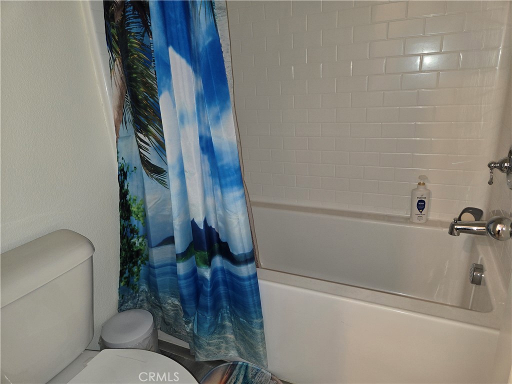 10281 Trickle Lane Riverside, CA 92503 - Photo 16 of 17