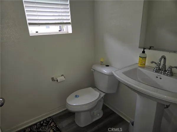 $3,700 | 10281 Trickle Lane, Riverside, CA 92503