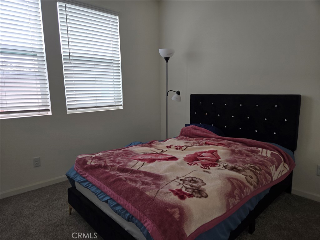 10281 Trickle Lane Riverside, CA 92503 - Photo 9 of 17