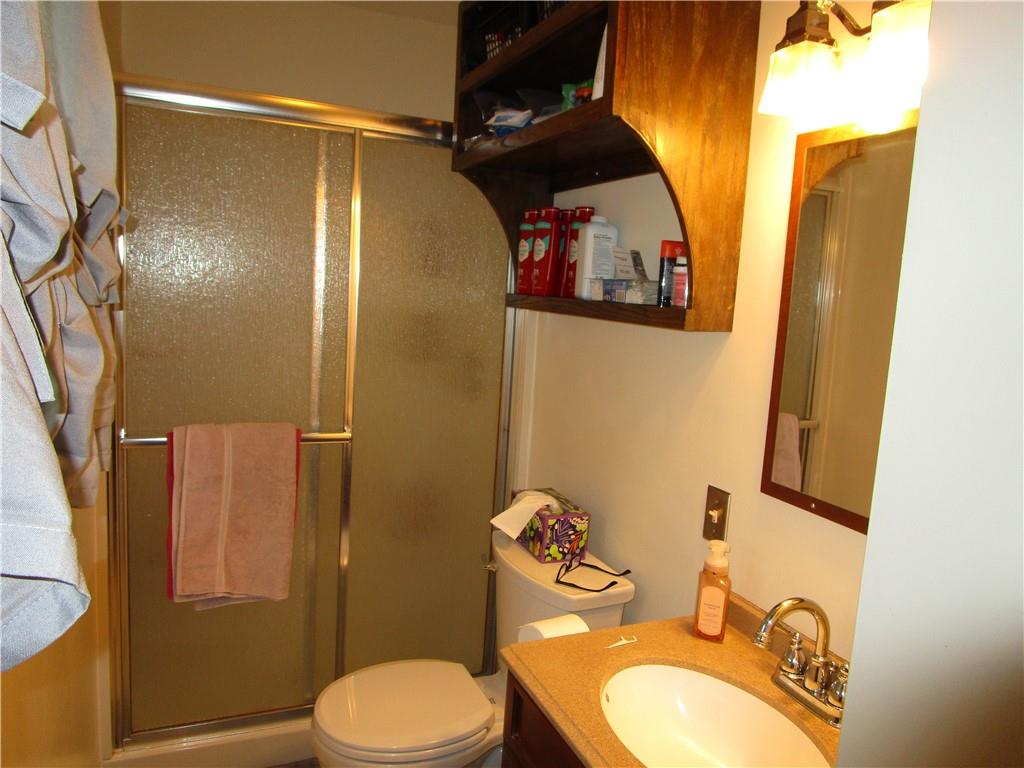 2872 Gull Lane Transfer, PA 16154 - Photo 18 of 26 Primary bath with walk in shower