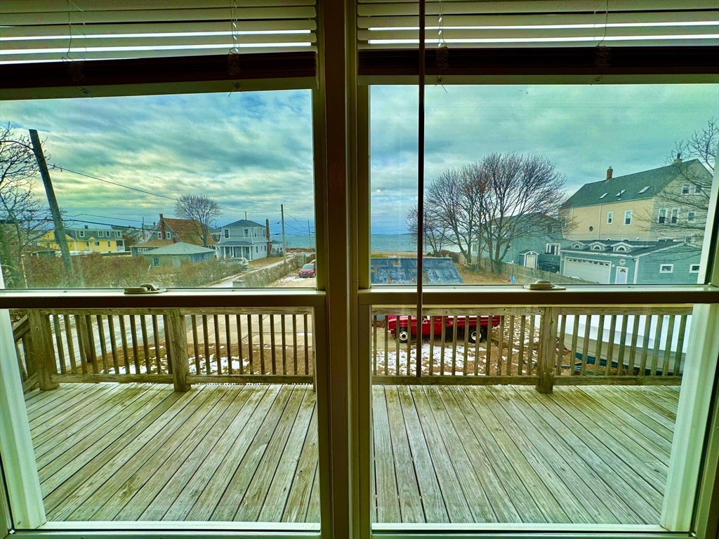 7 J Street, Unit TOP Hull, MA 02045 - Photo 11 of 41