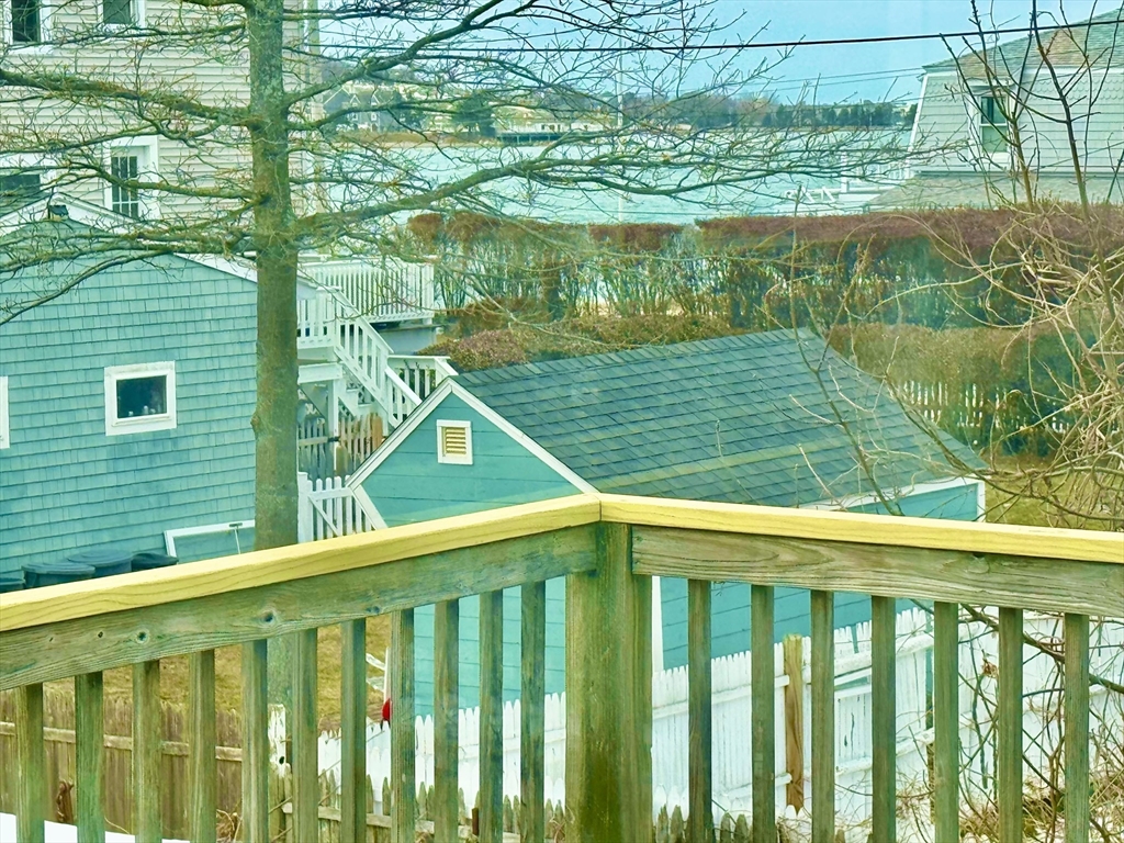 7 J Street, Unit TOP Hull, MA 02045 - Photo 12 of 41