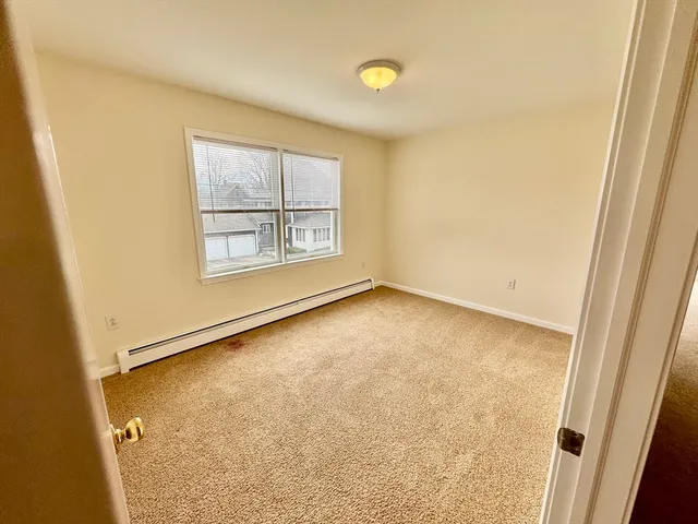 $3,000 | 7 J Street, Unit TOP, Hull, MA 02045