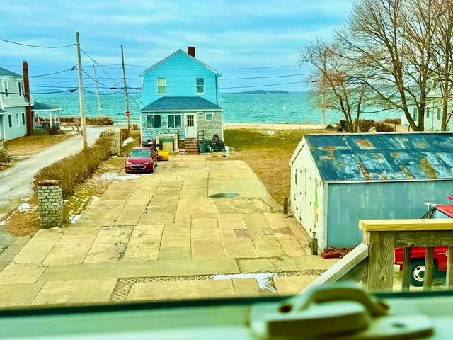 $3,000 | 7 J Street, Unit TOP, Hull, MA 02045