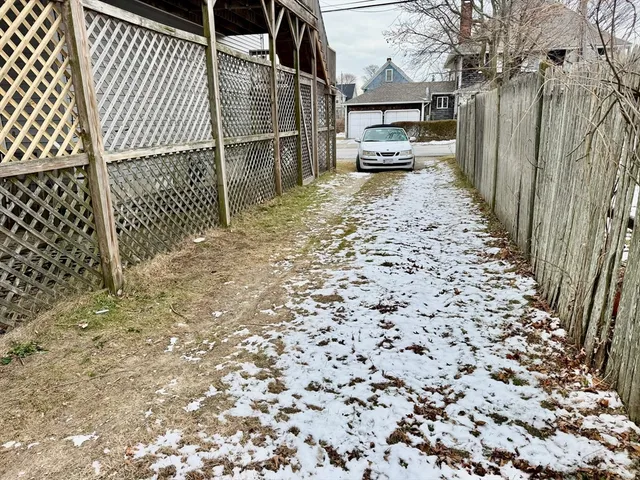 $3,000 | 7 J Street, Unit TOP, Hull, MA 02045