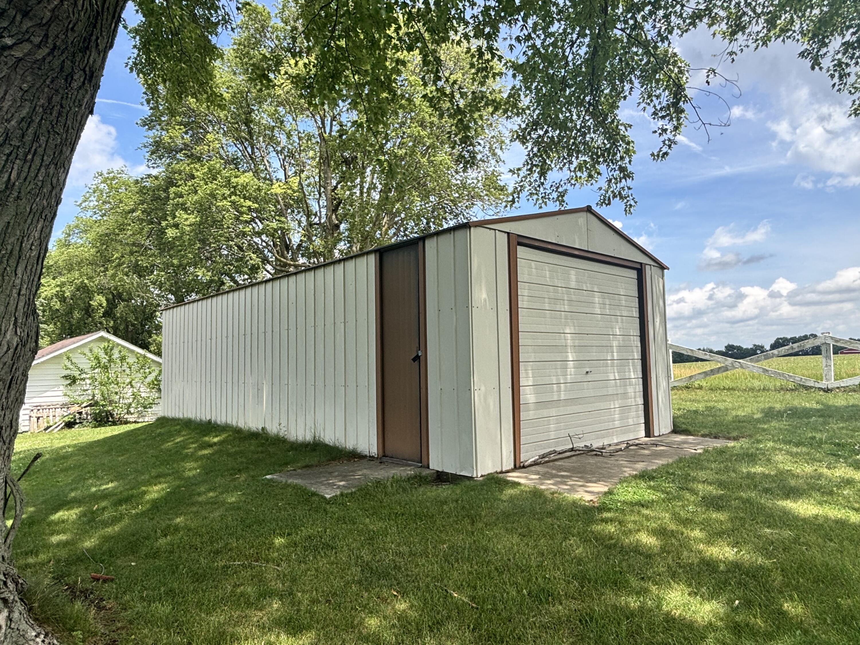 570 East Amsler Road Rensselaer, IN 47978 - Photo 27 of 27 3000x2250