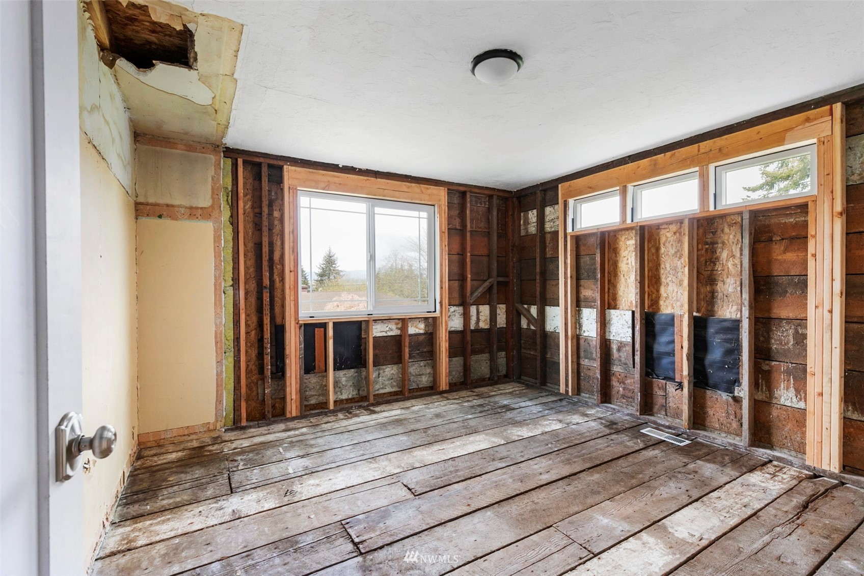 14480 Olympic View Loop Road Northwest Silverdale, WA 98383 - Photo 12 of 23 Gallery Image 12